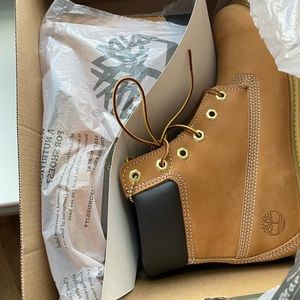 Timberland premium 6inch waterproof boot wheat nubuck ********BRAND NEW*********